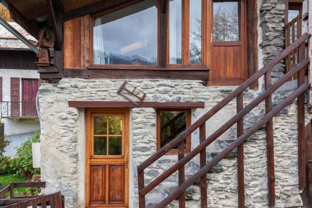 Chalet View On Vanoise Mountain - 3 Bedrooms 70m2 Cevins